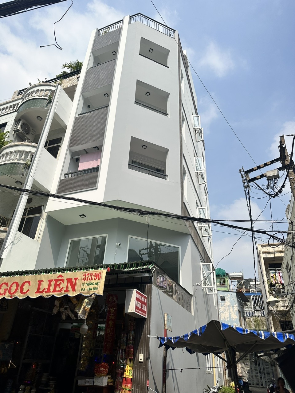 Nhà Quỳnh Anh 373 lí thường kiệt